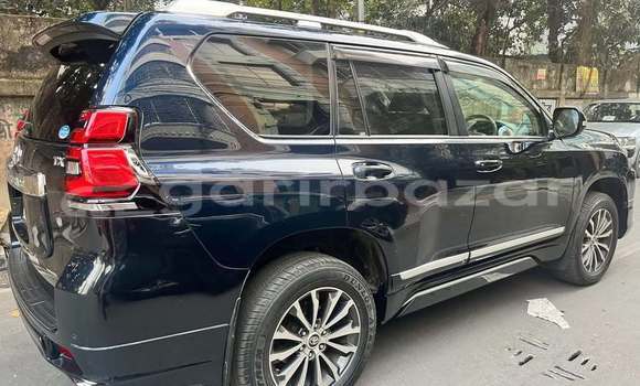 Buy Used 2019 Toyota Land cruiser prado in Dhaka, Dhaka Buy Used 2019 Toyota Land cruiser prado in Dhaka, Dhaka