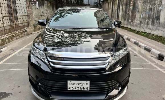 Buy Used 2017 Toyota Harrier in Dhaka, Dhaka Buy Used 2017 Toyota Harrier in Dhaka, Dhaka