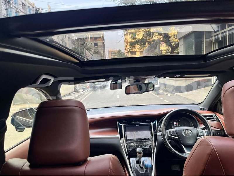 Big with watermark toyota harrier dhaka dhaka 47527