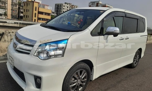 কেনা ব্যবহৃত Toyota Noah White গাড়ী মধ্যে ঢাকা মধ্যে Dhaka কেনা ব্যবহৃত Toyota Noah White গাড়ী মধ্যে ঢাকা মধ্যে Dhaka