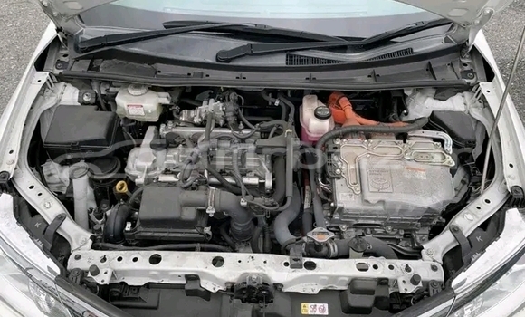 Buy Used Toyota Axio . 2016 in Baniachang, Habiganj Buy Used Toyota Axio . 2016 in Baniachang, Habiganj