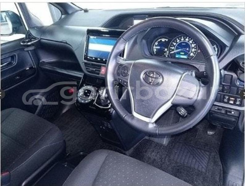 Big with watermark toyota noah dhaka dhaka 47564