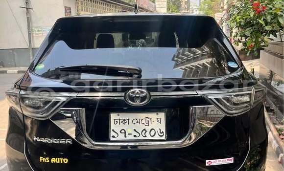 Buy Used 2014 Toyota Harrier in Dhaka, Dhaka Buy Used 2014 Toyota Harrier in Dhaka, Dhaka