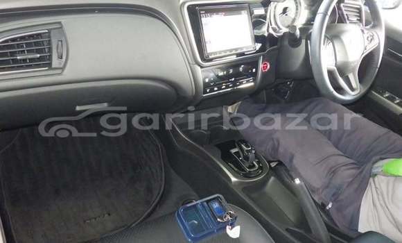 কেনা ব্যবহৃত Honda Grace White গাড়ী মধ্যে ঢাকা মধ্যে Dhaka কেনা ব্যবহৃত Honda Grace White গাড়ী মধ্যে ঢাকা মধ্যে Dhaka