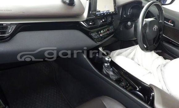 কেনা ব্যবহৃত Toyota c-hr White গাড়ী মধ্যে ঢাকা মধ্যে Dhaka কেনা ব্যবহৃত Toyota c-hr White গাড়ী মধ্যে ঢাকা মধ্যে Dhaka