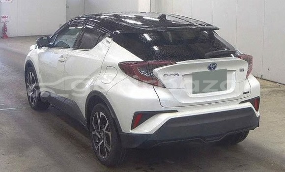 কেনা ব্যবহৃত Toyota c-hr White গাড়ী মধ্যে ঢাকা মধ্যে Dhaka কেনা ব্যবহৃত Toyota c-hr White গাড়ী মধ্যে ঢাকা মধ্যে Dhaka