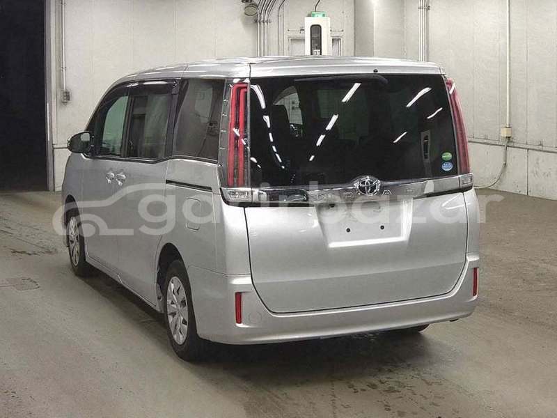 Big with watermark toyota noah dhaka dhaka 47598