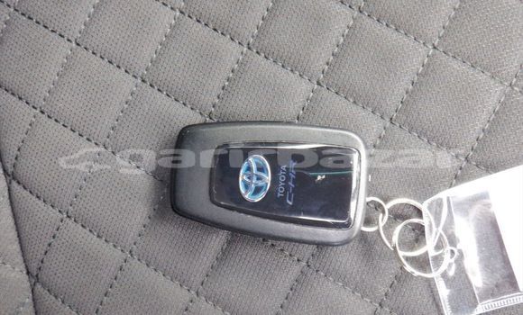কেনা ব্যবহৃত Toyota CH-R White গাড়ী মধ্যে ঢাকা মধ্যে Dhaka কেনা ব্যবহৃত Toyota CH-R White গাড়ী মধ্যে ঢাকা মধ্যে Dhaka