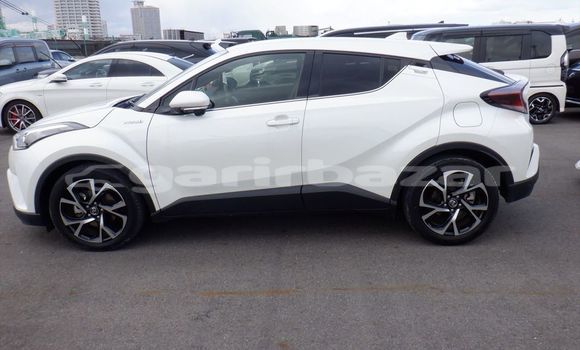 কেনা ব্যবহৃত Toyota CH-R White গাড়ী মধ্যে ঢাকা মধ্যে Dhaka কেনা ব্যবহৃত Toyota CH-R White গাড়ী মধ্যে ঢাকা মধ্যে Dhaka