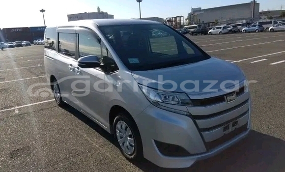 কেনা ব্যবহৃত Toyota Noah g(2dp) pearl 60k 2019 Other গাড়ী মধ্যে বগুড়া মধ্যে Bogora কেনা ব্যবহৃত Toyota Noah g(2dp) pearl 60k 2019 Other গাড়ী মধ্যে বগুড়া মধ্যে Bogora