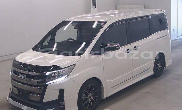 কেনা ব্যবহৃত Toyota Noah White গাড়ী মধ্যে ঢাকা মধ্যে Dhaka কেনা ব্যবহৃত Toyota Noah White গাড়ী মধ্যে ঢাকা মধ্যে Dhaka
