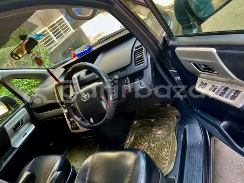 Big with watermark toyota noah hybrid dhaka dhaka 47637
