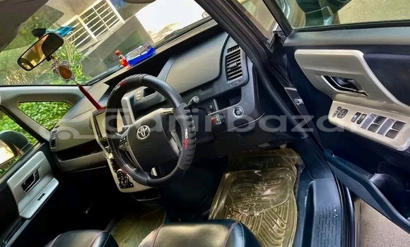 কেনা ব্যবহৃত Toyota noah hybrid Black গাড়ী মধ্যে ঢাকা মধ্যে Dhaka কেনা ব্যবহৃত Toyota noah hybrid Black গাড়ী মধ্যে ঢাকা মধ্যে Dhaka