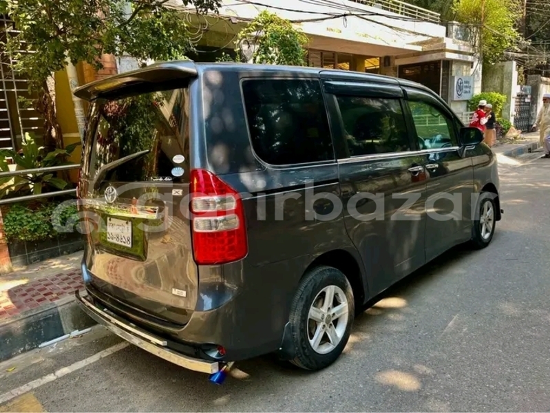 Big with watermark toyota noah hybrid dhaka dhaka 47637