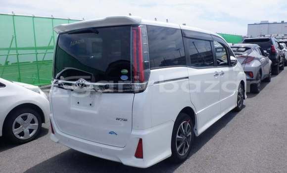 কেনা ব্যবহৃত Toyota Noah White গাড়ী মধ্যে ঢাকা মধ্যে Dhaka কেনা ব্যবহৃত Toyota Noah White গাড়ী মধ্যে ঢাকা মধ্যে Dhaka