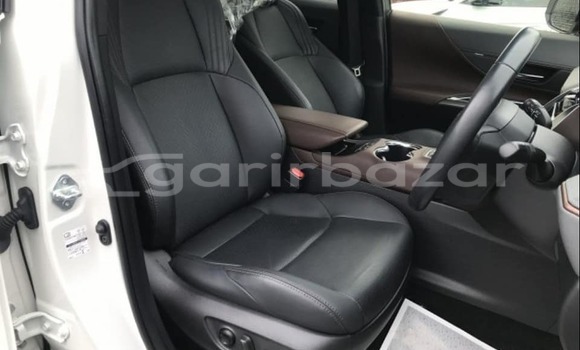 কেনা ব্যবহৃত Toyota Harrier White গাড়ী মধ্যে ঢাকা মধ্যে Dhaka কেনা ব্যবহৃত Toyota Harrier White গাড়ী মধ্যে ঢাকা মধ্যে Dhaka