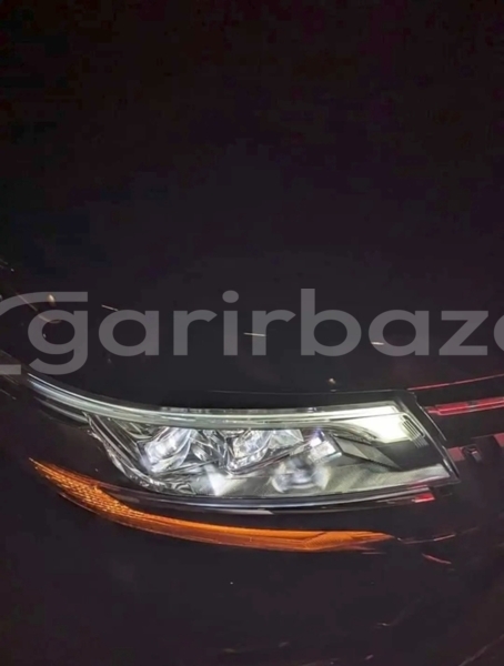 Big with watermark toyota esquire sunroof 4 5 grade 2019 dhaka dhaka 47656