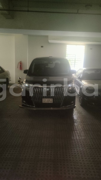 Big with watermark toyota esquire sunroof 4 5 grade 2019 dhaka dhaka 47656