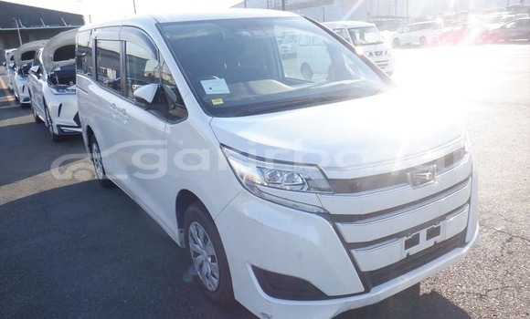 কেনা ব্যবহৃত Toyota Noah White গাড়ী মধ্যে ঢাকা মধ্যে Dhaka কেনা ব্যবহৃত Toyota Noah White গাড়ী মধ্যে ঢাকা মধ্যে Dhaka