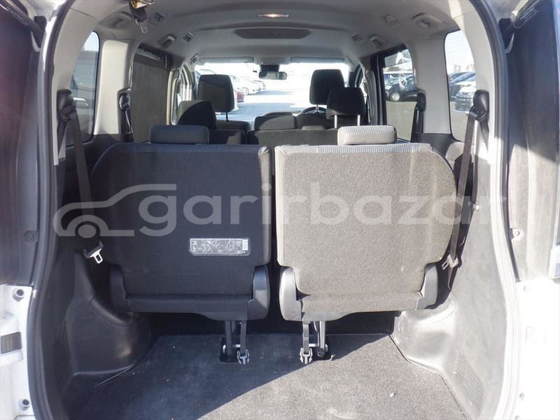 Big with watermark toyota noah dhaka dhaka 47666