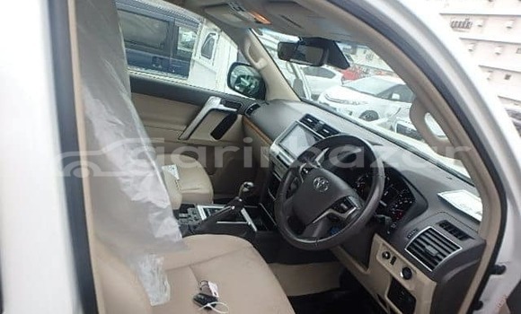 কেনা ব্যবহৃত Toyota Land cruiser prado White গাড়ী মধ্যে ঢাকা মধ্যে Dhaka কেনা ব্যবহৃত Toyota Land cruiser prado White গাড়ী মধ্যে ঢাকা মধ্যে Dhaka