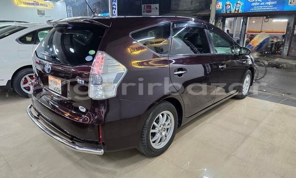 Buy Used 2014 Toyota prius in Dhaka, Dhaka Buy Used 2014 Toyota prius in Dhaka, Dhaka