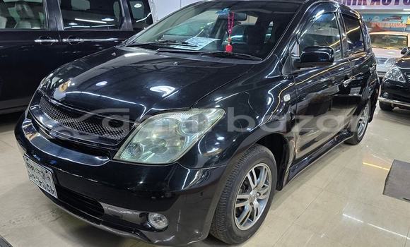 Buy Used 2004 Toyota IST in Dhaka, Dhaka Buy Used 2004 Toyota IST in Dhaka, Dhaka