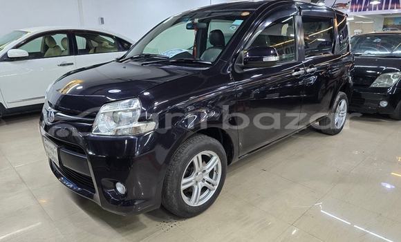 Buy Used 2012 Toyota sienta in Dhaka, Dhaka Buy Used 2012 Toyota sienta in Dhaka, Dhaka