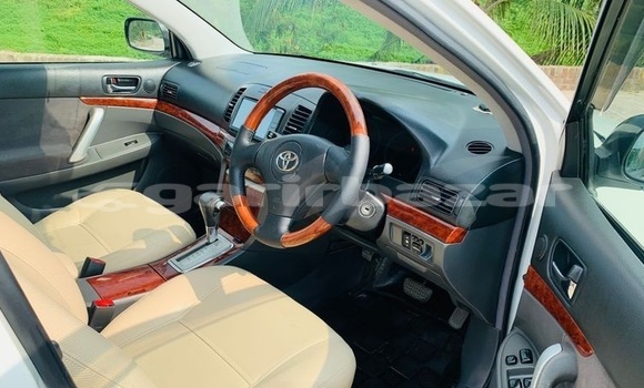 Buy Used 2006 Toyota Allion in Dhaka, Dhaka Buy Used 2006 Toyota Allion in Dhaka, Dhaka