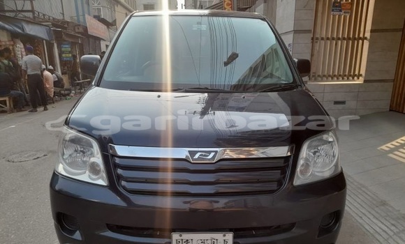 Buy Used 2002 Toyota Noah in Dhaka, Dhaka Buy Used 2002 Toyota Noah in Dhaka, Dhaka