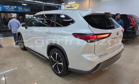 Buy Used 2022 Toyota Highlander in Dhaka, Dhaka Buy Used 2022 Toyota Highlander in Dhaka, Dhaka