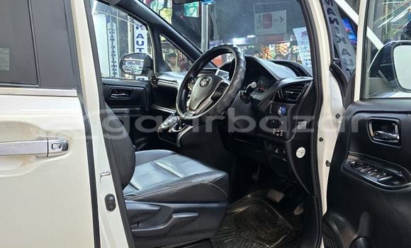 Buy Used 2015 Toyota Esquire in Dhaka, Dhaka Buy Used 2015 Toyota Esquire in Dhaka, Dhaka