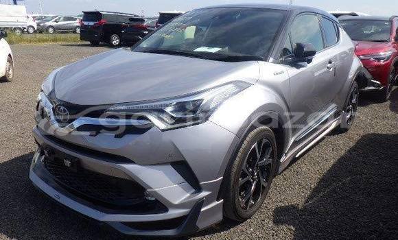 কেনা ব্যবহৃত Toyota CHR Other গাড়ী মধ্যে ঢাকা মধ্যে Dhaka