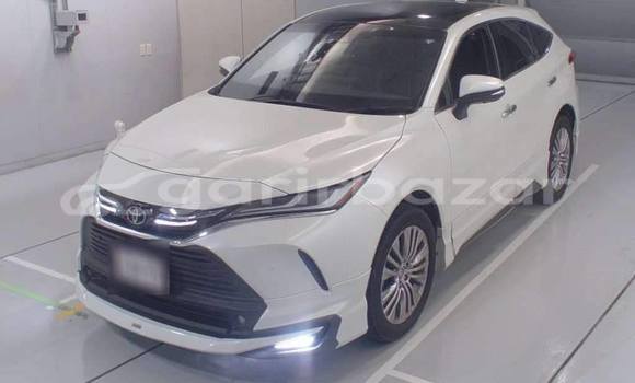 কেনা ব্যবহৃত Toyota Harrier White গাড়ী মধ্যে ঢাকা মধ্যে Dhaka কেনা ব্যবহৃত Toyota Harrier White গাড়ী মধ্যে ঢাকা মধ্যে Dhaka