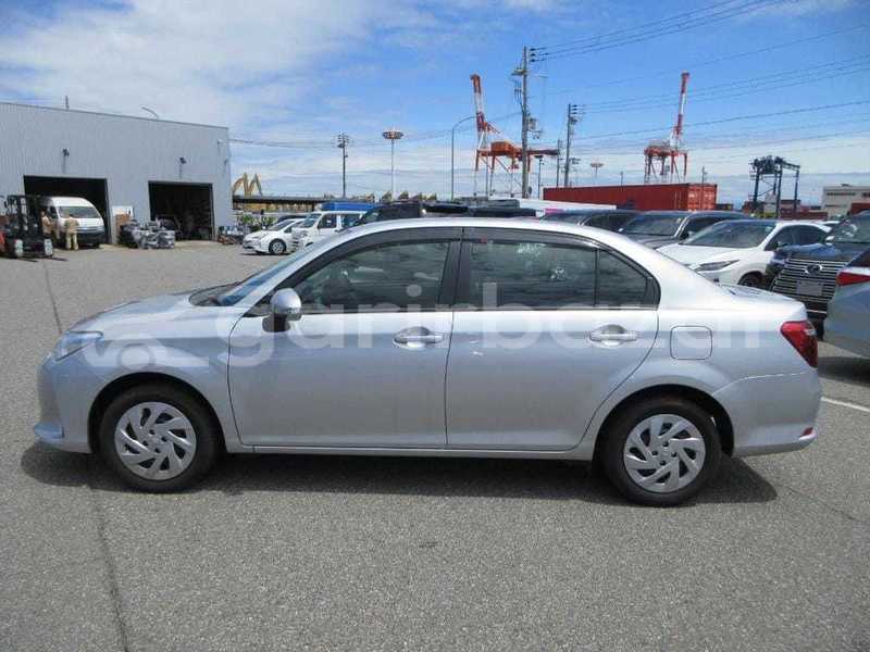 Big with watermark toyota axio dhaka dhaka 47769