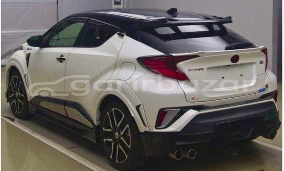 কেনা ব্যবহৃত Toyota C-HR White গাড়ী মধ্যে ঢাকা মধ্যে Dhaka কেনা ব্যবহৃত Toyota C-HR White গাড়ী মধ্যে ঢাকা মধ্যে Dhaka