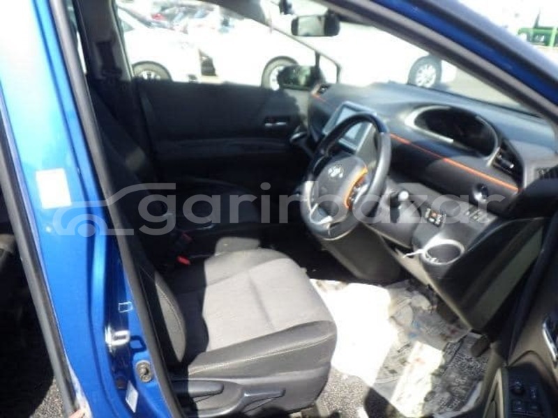 Big with watermark toyota sienta dhaka dhaka 47779