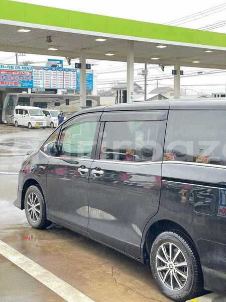 Big with watermark toyota esquire dhaka dhaka 47781