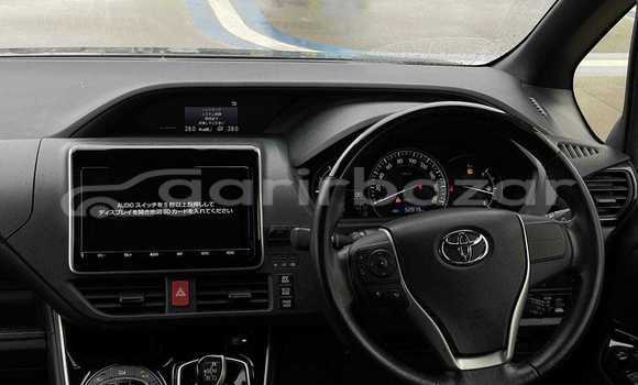 কেনা ব্যবহৃত Toyota Esquire Black গাড়ী মধ্যে ঢাকা মধ্যে Dhaka কেনা ব্যবহৃত Toyota Esquire Black গাড়ী মধ্যে ঢাকা মধ্যে Dhaka