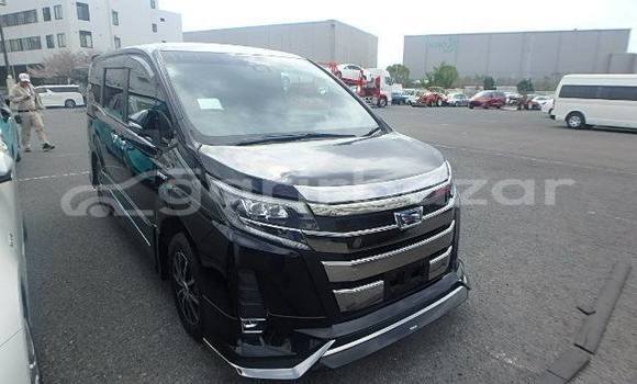 Buy Used 2020 Toyota Noah in Dhaka, Dhaka Buy Used 2020 Toyota Noah in Dhaka, Dhaka