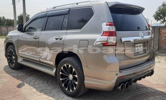 Buy Used 2015 Toyota Land Cruiser Prado in Dhaka, Dhaka Buy Used 2015 Toyota Land Cruiser Prado in Dhaka, Dhaka