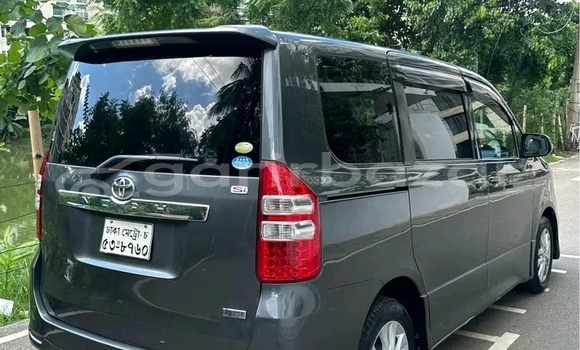 Buy Used Toyota Noah x-2 door power 2020 in Baniachang, Habiganj Buy Used Toyota Noah x-2 door power 2020 in Baniachang, Habiganj