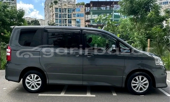 Buy Used Toyota Noah x-2 door power 2020 in Baniachang, Habiganj Buy Used Toyota Noah x-2 door power 2020 in Baniachang, Habiganj