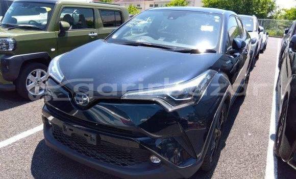 Buy Used 2019 Toyota C-HR in Dhaka, Dhaka Buy Used 2019 Toyota C-HR in Dhaka, Dhaka
