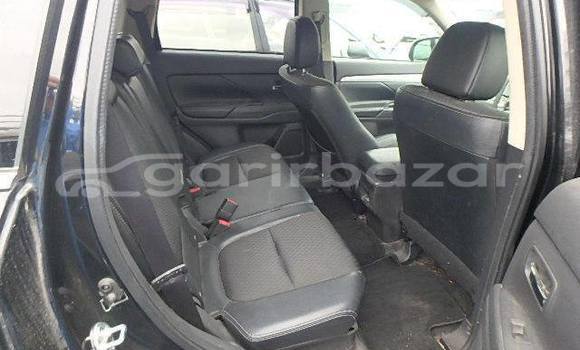Buy Used 2013 Mitsubishi Outlandar in Dhaka, Dhaka Buy Used 2013 Mitsubishi Outlandar in Dhaka, Dhaka