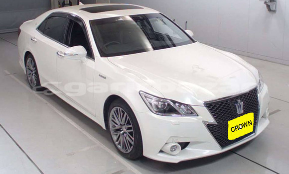 Buy Used 2013 Toyota Camry in Dhaka, Dhaka Buy Used 2013 Toyota Camry in Dhaka, Dhaka