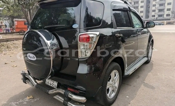 Buy Used Toyota Rush smart key 2010 in Bheramara, Kushtiya Buy Used Toyota Rush smart key 2010 in Bheramara, Kushtiya