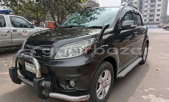 Buy Used Toyota Rush smart key 2010 in Bheramara, Kushtiya Buy Used Toyota Rush smart key 2010 in Bheramara, Kushtiya