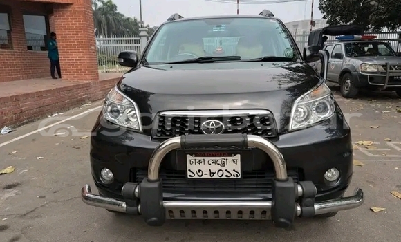 Buy Used Toyota Rush smart key 2010 in Bheramara, Kushtiya Buy Used Toyota Rush smart key 2010 in Bheramara, Kushtiya