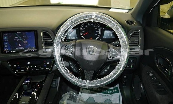 কেনা আমদানি Honda Vezel White গাড়ী মধ্যে ঢাকা মধ্যে Dhaka কেনা আমদানি Honda Vezel White গাড়ী মধ্যে ঢাকা মধ্যে Dhaka